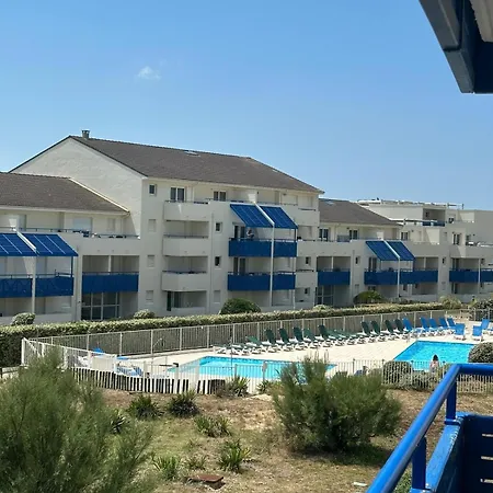 Pres Des Vagues *